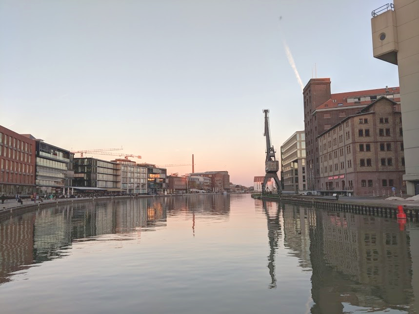 Büro room2live Immobilien